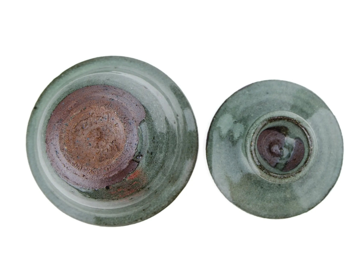 peckled sage green handmade gaiwan for gong fu tea - view of the bottom and the top of the lid